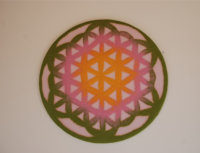 Blume des Lebens: Ø 60cm, butterblume, nelkenrosa, apfelgrün, Merinowolle auf Chiffonseide